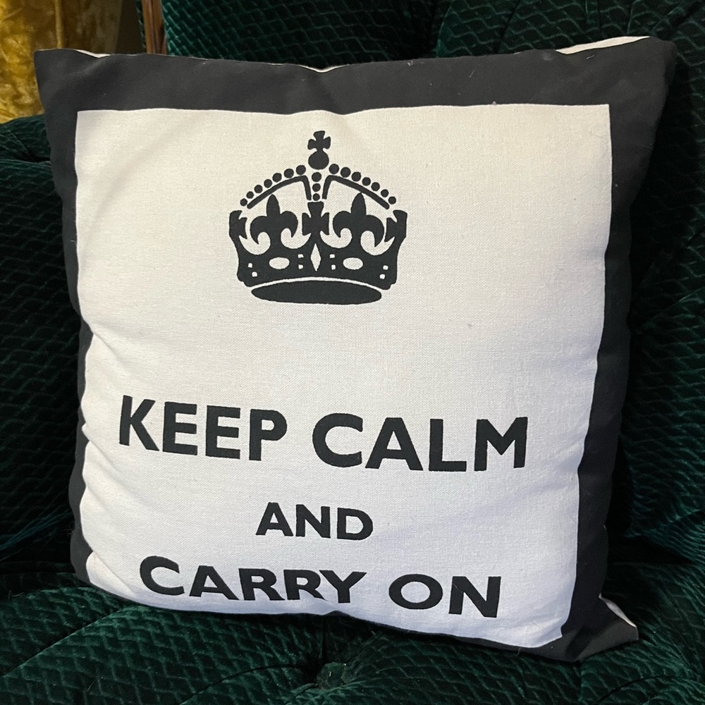 KEEP CALM AND CARRY ON THROW PILLOW
